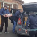 avto-ta-smakoluku-na-shid-unia