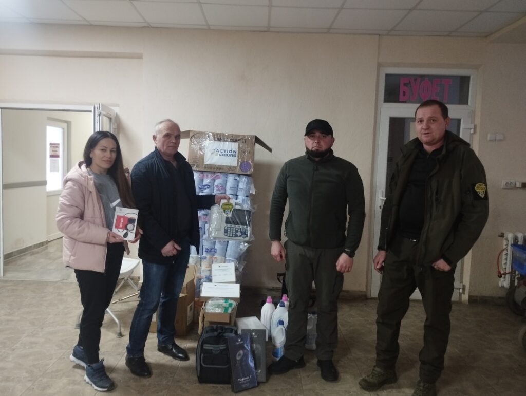 Волонтери ГО “УНІА” подарували новенький кардіограф Вашківецькій лікарні реабілітації та паліативної допомоги – відео
