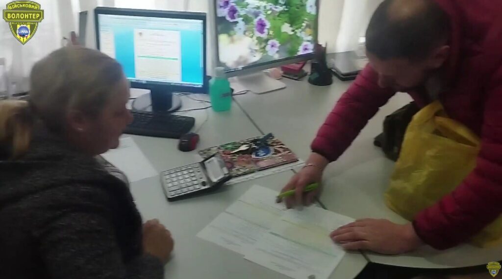 Ще два автомобілі для наших захисників на сході країни!