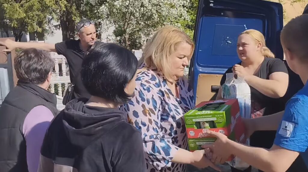 Добро та допомога: Волонтери з “УНІА” та Благодійної Організації Буковина підтримали стареньких у Кіцмані