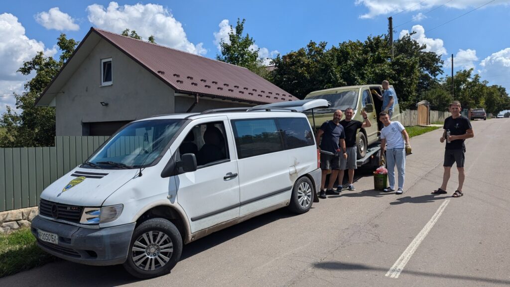 Ще одна автівка з передової доставлена на ремонт!