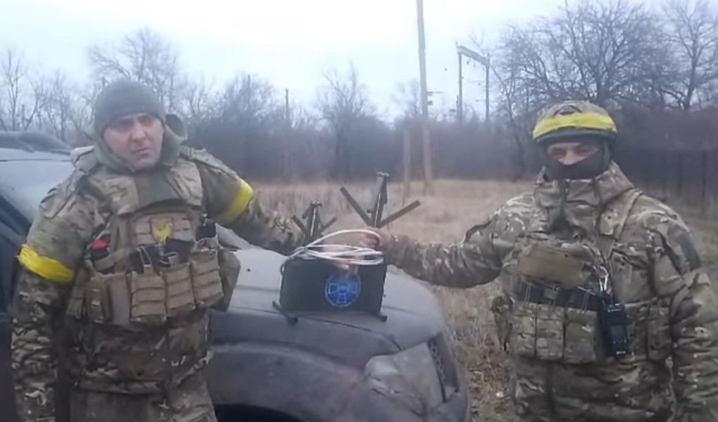 Придбаний волонтерами “УНІА” РЕБ вже на передовій