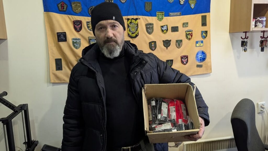 ГО “УНІА” передала 15 високоякісних турнікетів 