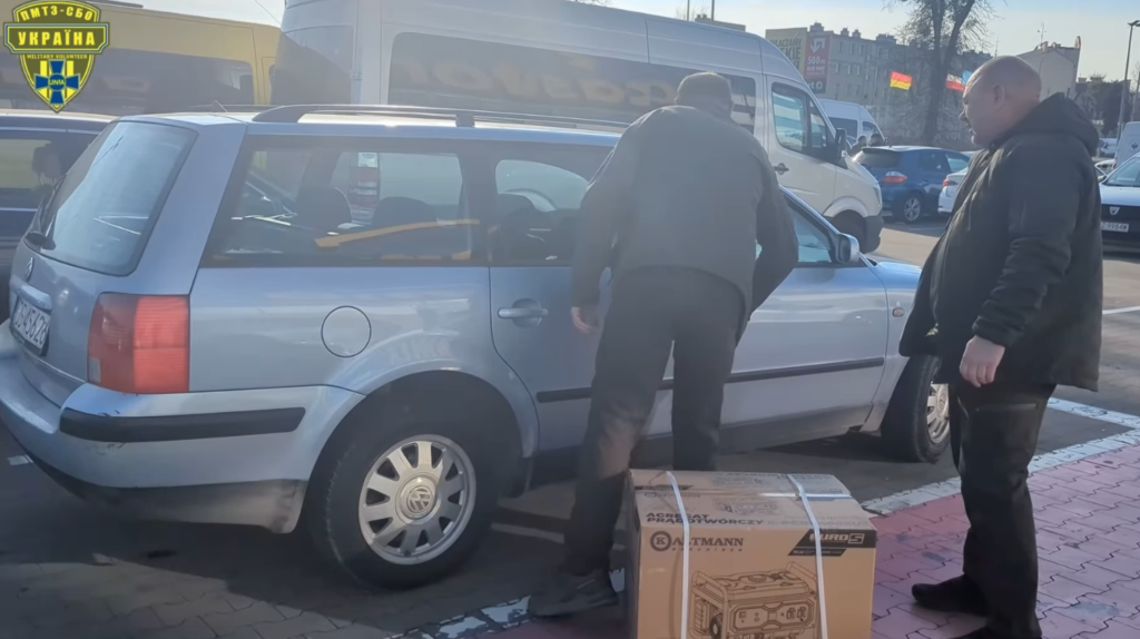 Волонтери ГО “УНІА” придбали ще одну автівку, генератор та двигун для захисників